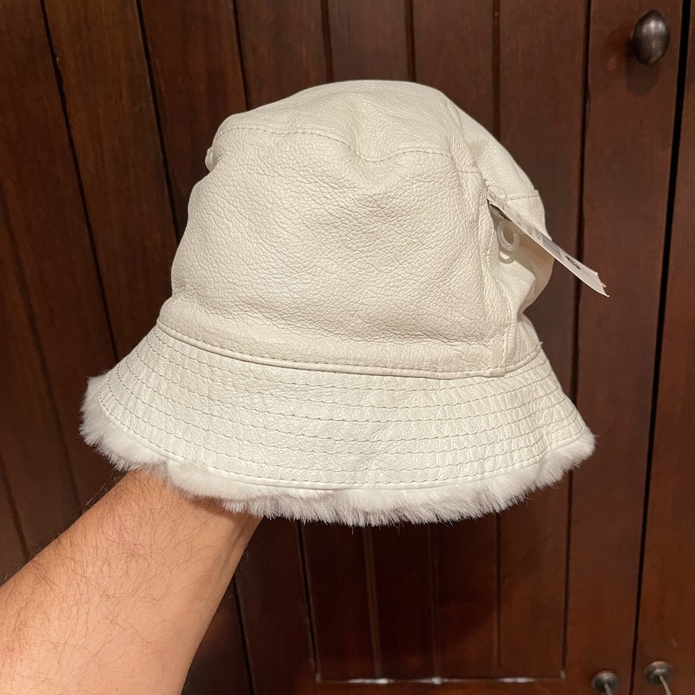 Bucket hat - Picture 2 of 10